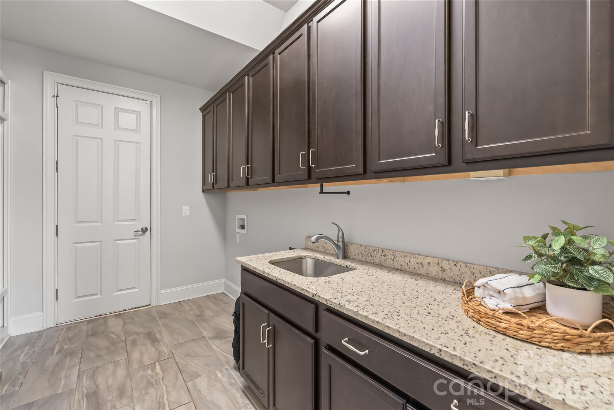 713 Woodcliff Court Waxhaw NC 28173