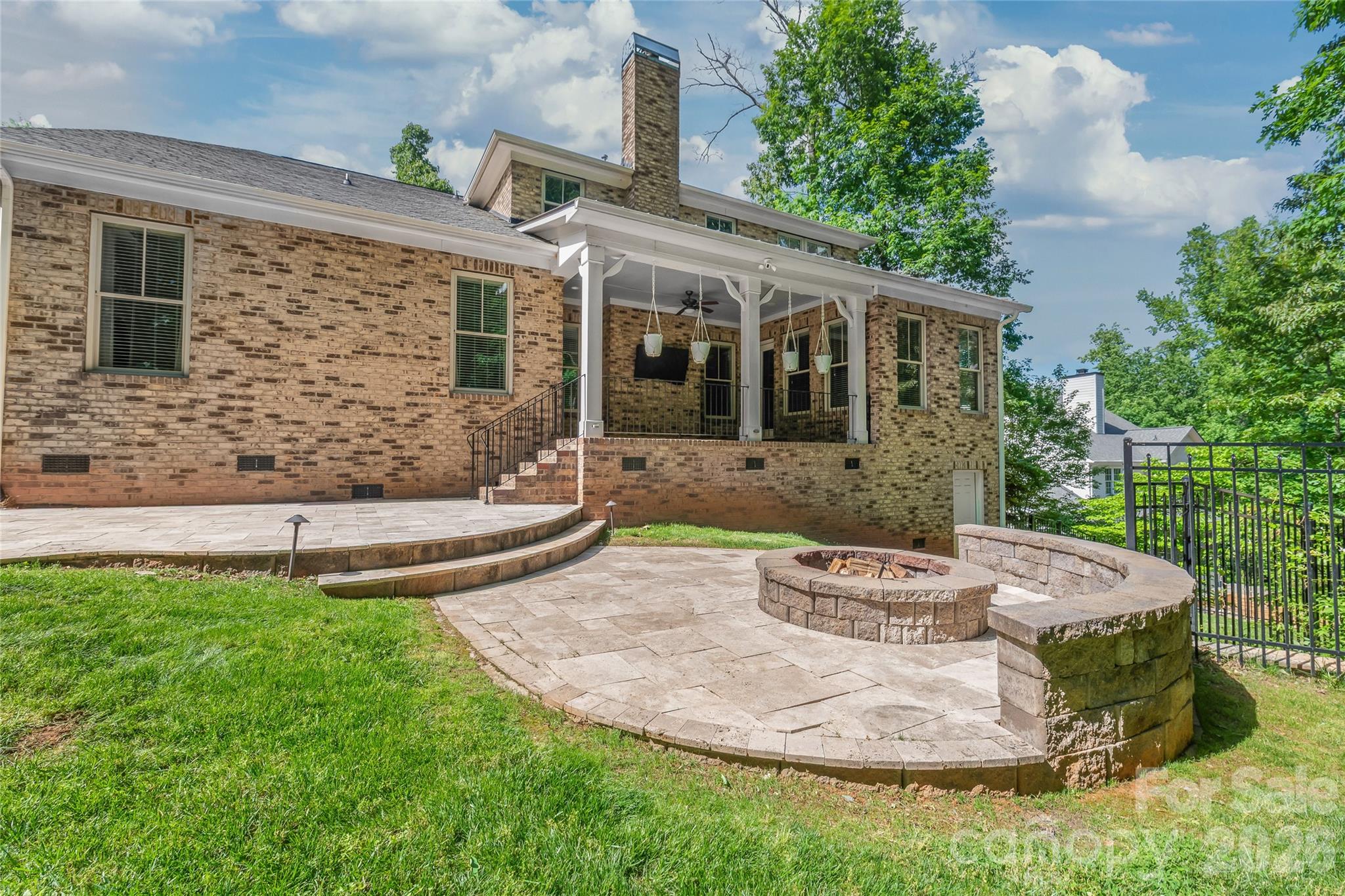713 Woodcliff Court Waxhaw NC 28173