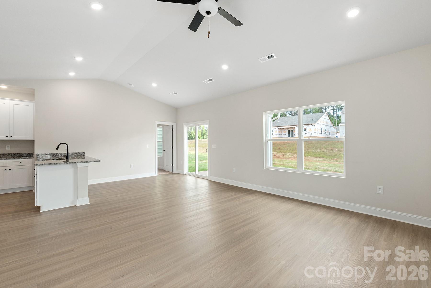 6512 Fairford Drive Charlotte NC 28215