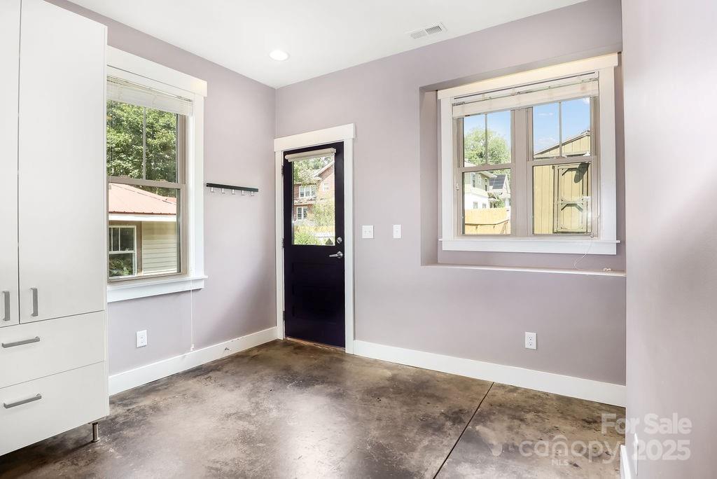 26 Mount Clare Avenue Asheville NC 28801