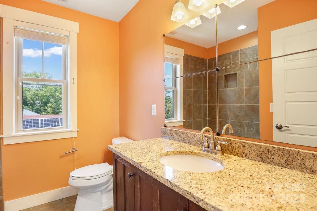 26 Mount Clare Avenue Asheville NC 28801