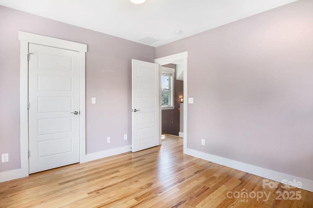 26 Mount Clare Avenue Asheville NC 28801