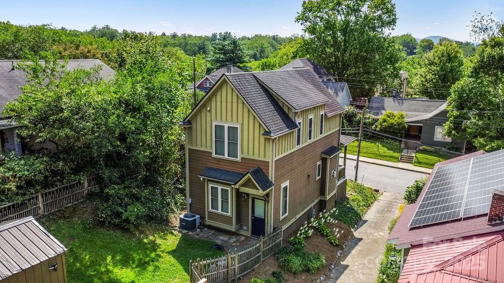 26 Mount Clare Avenue Asheville NC 28801