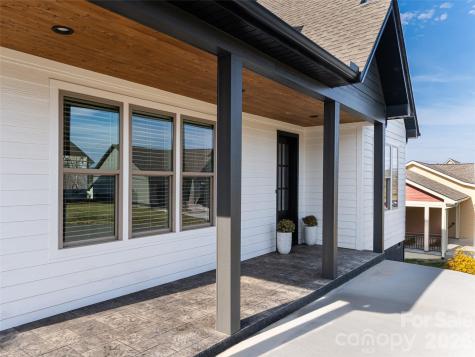 1031 Hillside Ridge Road Candler NC 28715