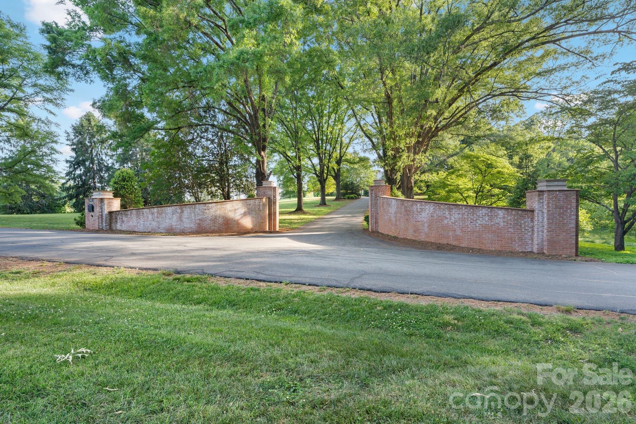 1486 Knolls Drive Newton NC 28658
