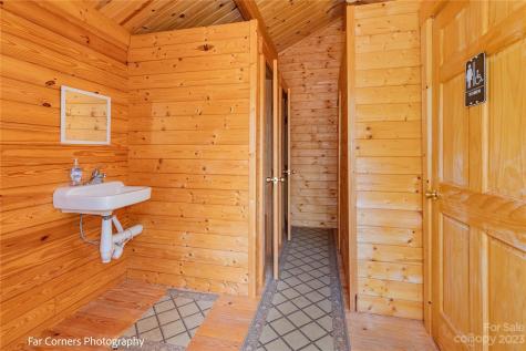 228 Chestnut Mountain Road Canton NC 28716