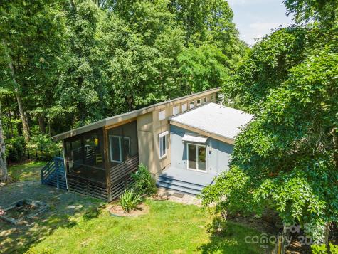 17 Digges Road Asheville NC 28805