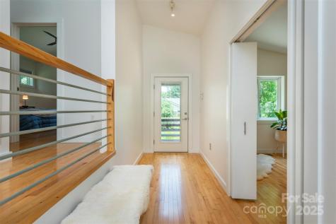 17 Digges Road Asheville NC 28805