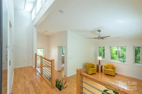 17 Digges Road Asheville NC 28805
