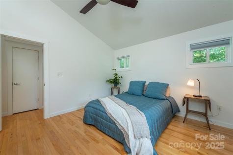17 Digges Road Asheville NC 28805