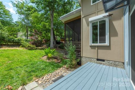 17 Digges Road Asheville NC 28805