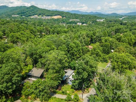 17 Digges Road Asheville NC 28805