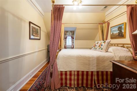 324 Vanderbilt Road Asheville NC 28803
