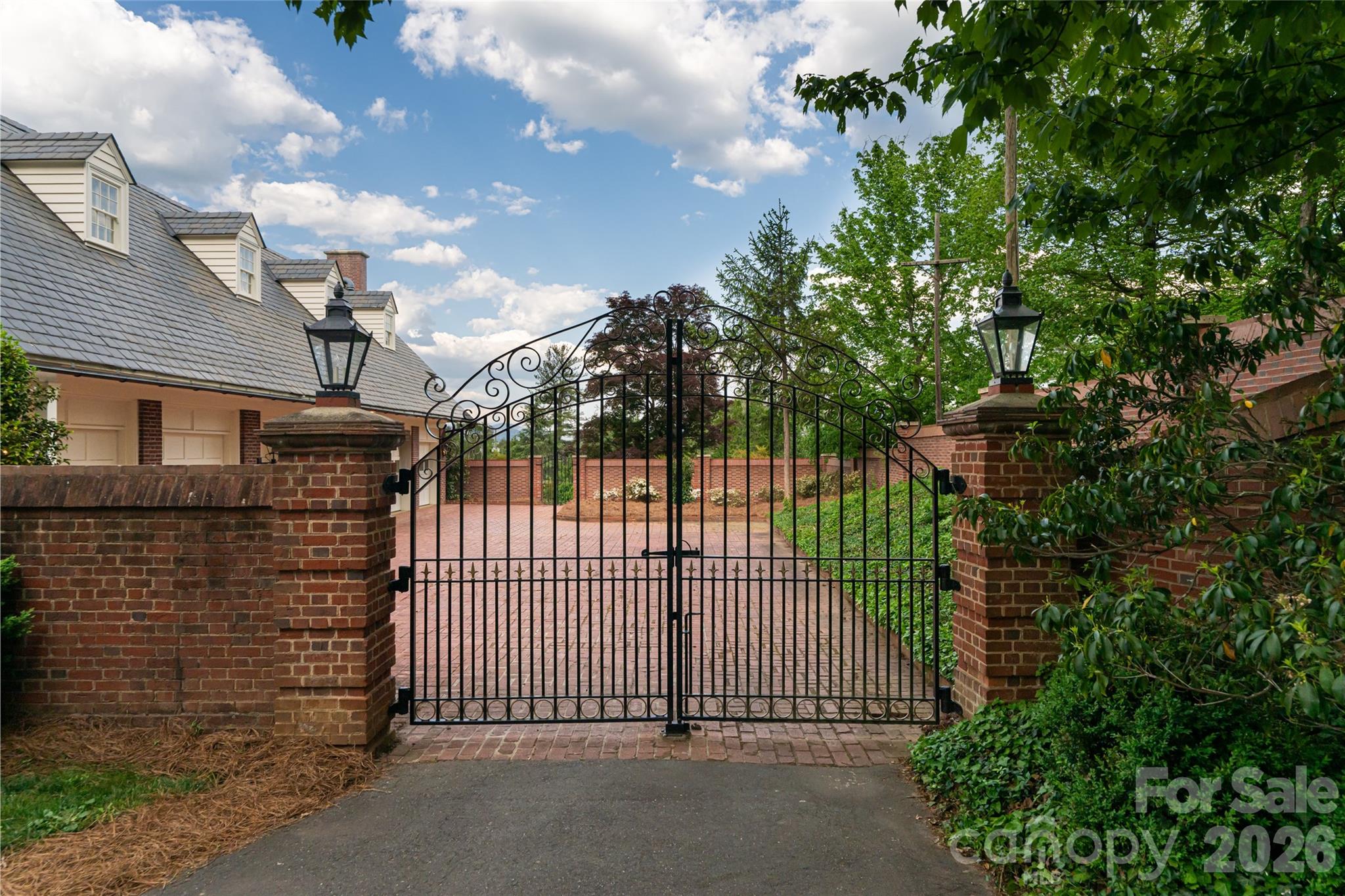 324 Vanderbilt Road Asheville NC 28803