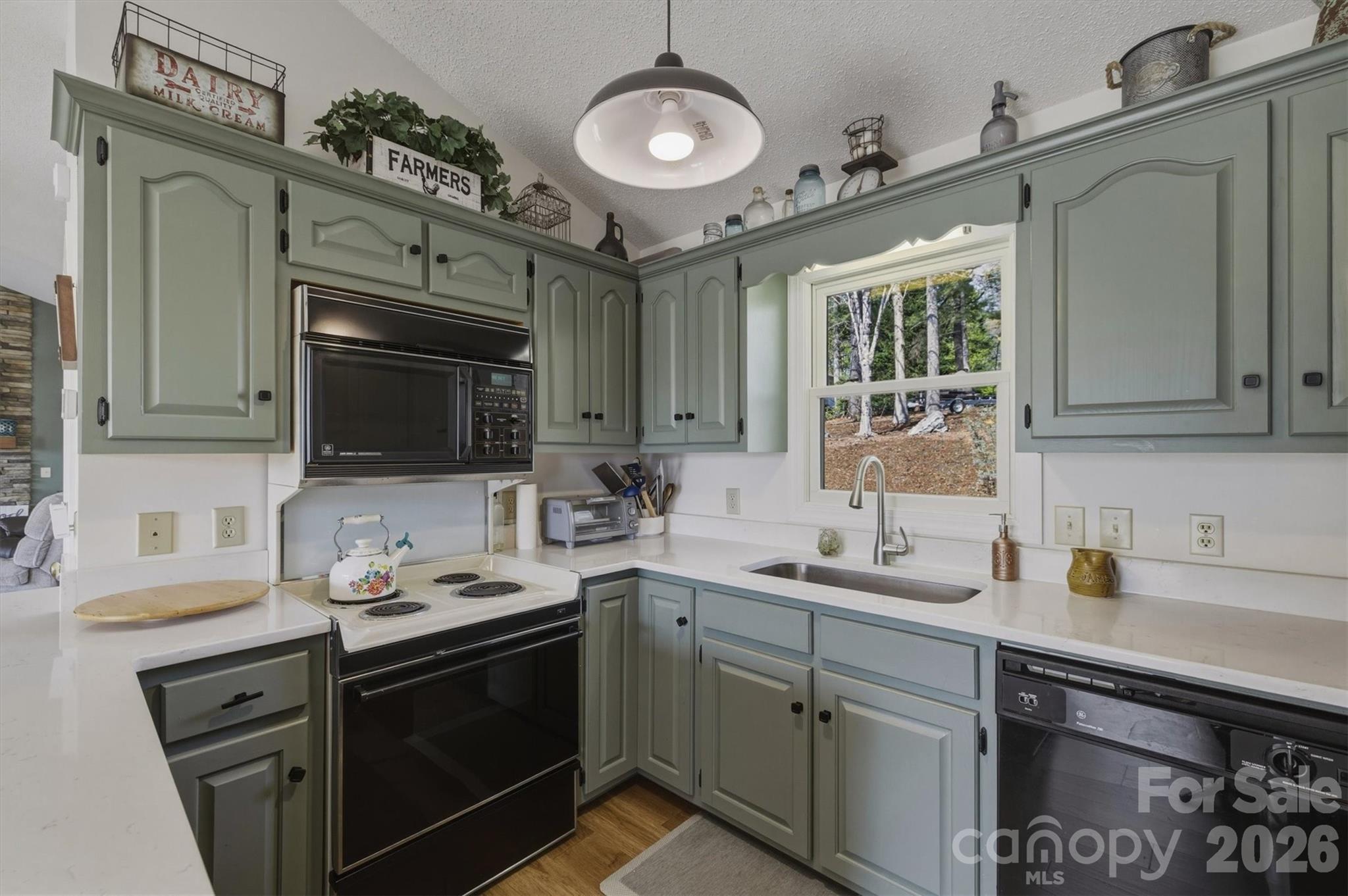 2761 Hemlock Court Nebo NC 28761