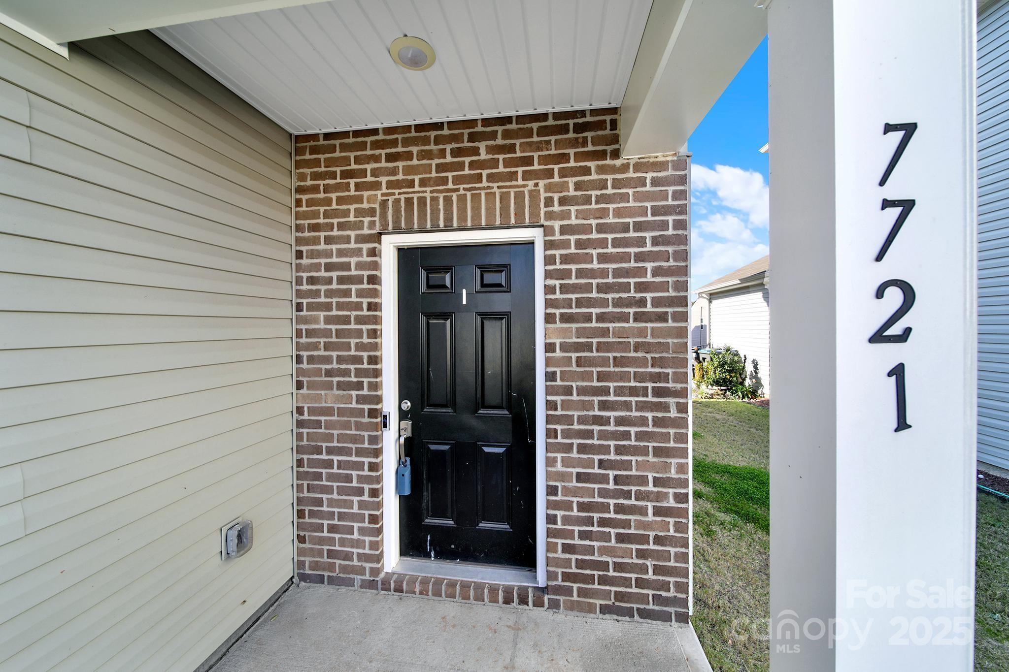 7721 Sea Turtle Way Lancaster SC 29720