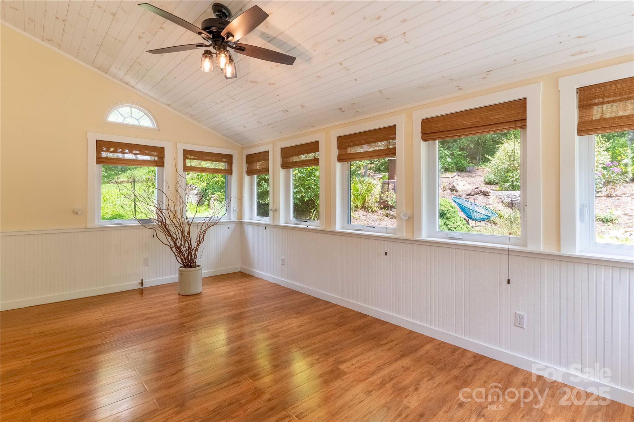 5 Koenig Way Asheville NC 28804