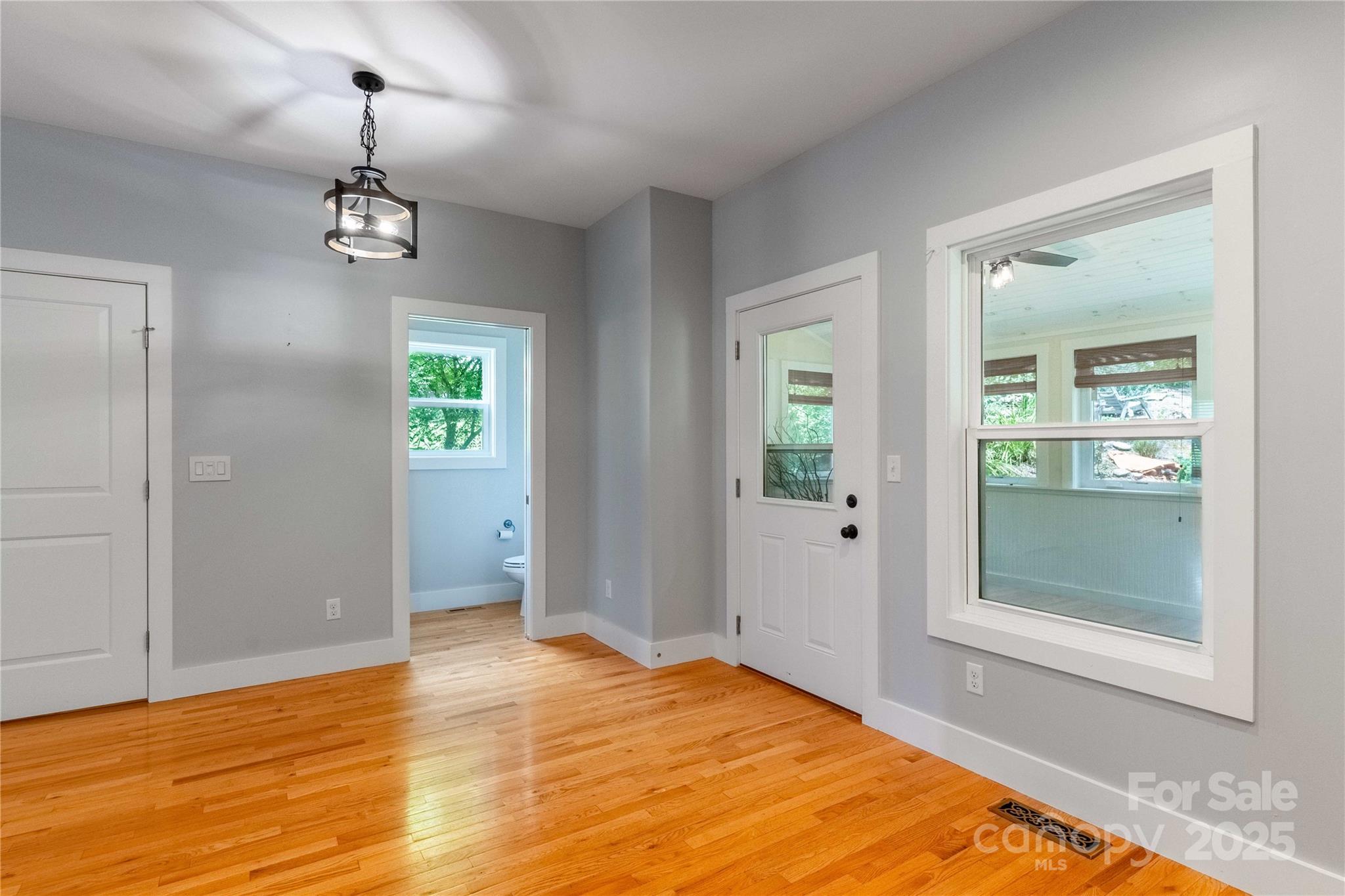 5 Koenig Way Asheville NC 28804