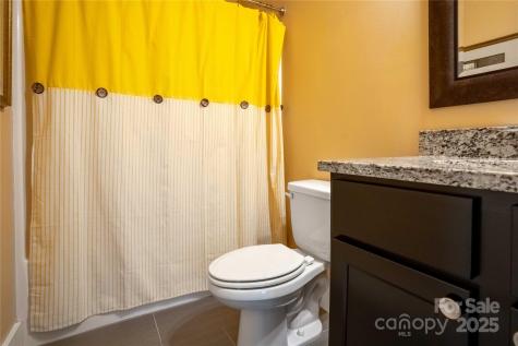 5 Koenig Way Asheville NC 28804