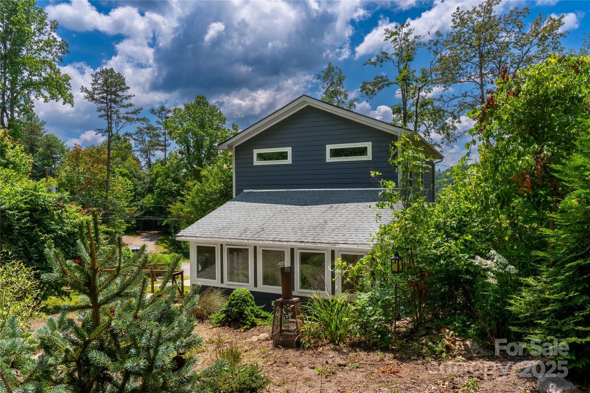 5 Koenig Way Asheville NC 28804