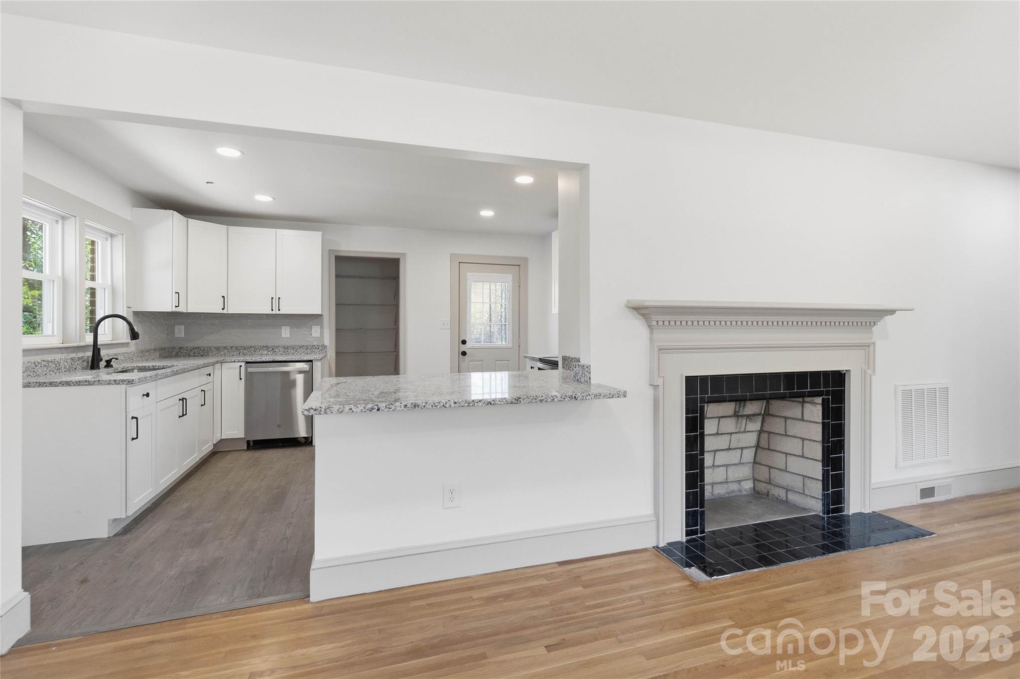3609 Eastway Drive Charlotte NC 28205