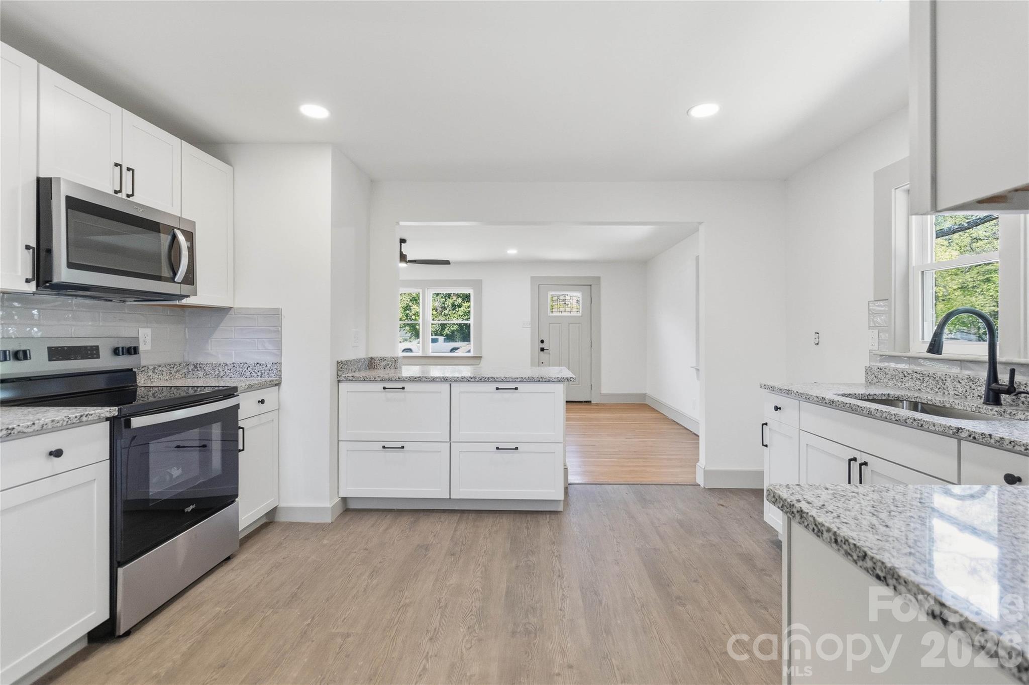 3609 Eastway Drive Charlotte NC 28205