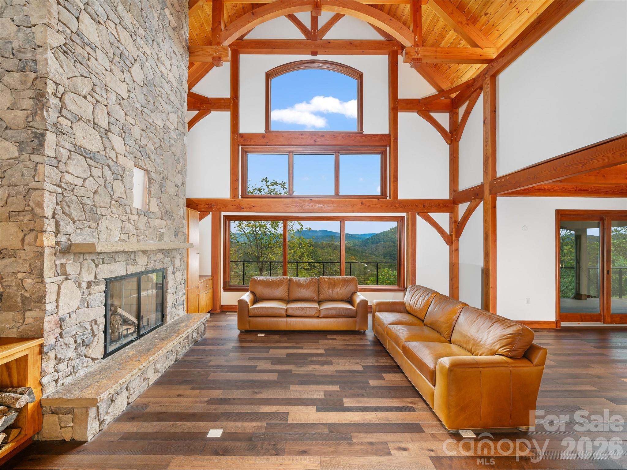 946 Ridge Road Green Mountain NC 28740