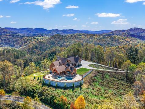 946 Ridge Road Green Mountain NC 28740
