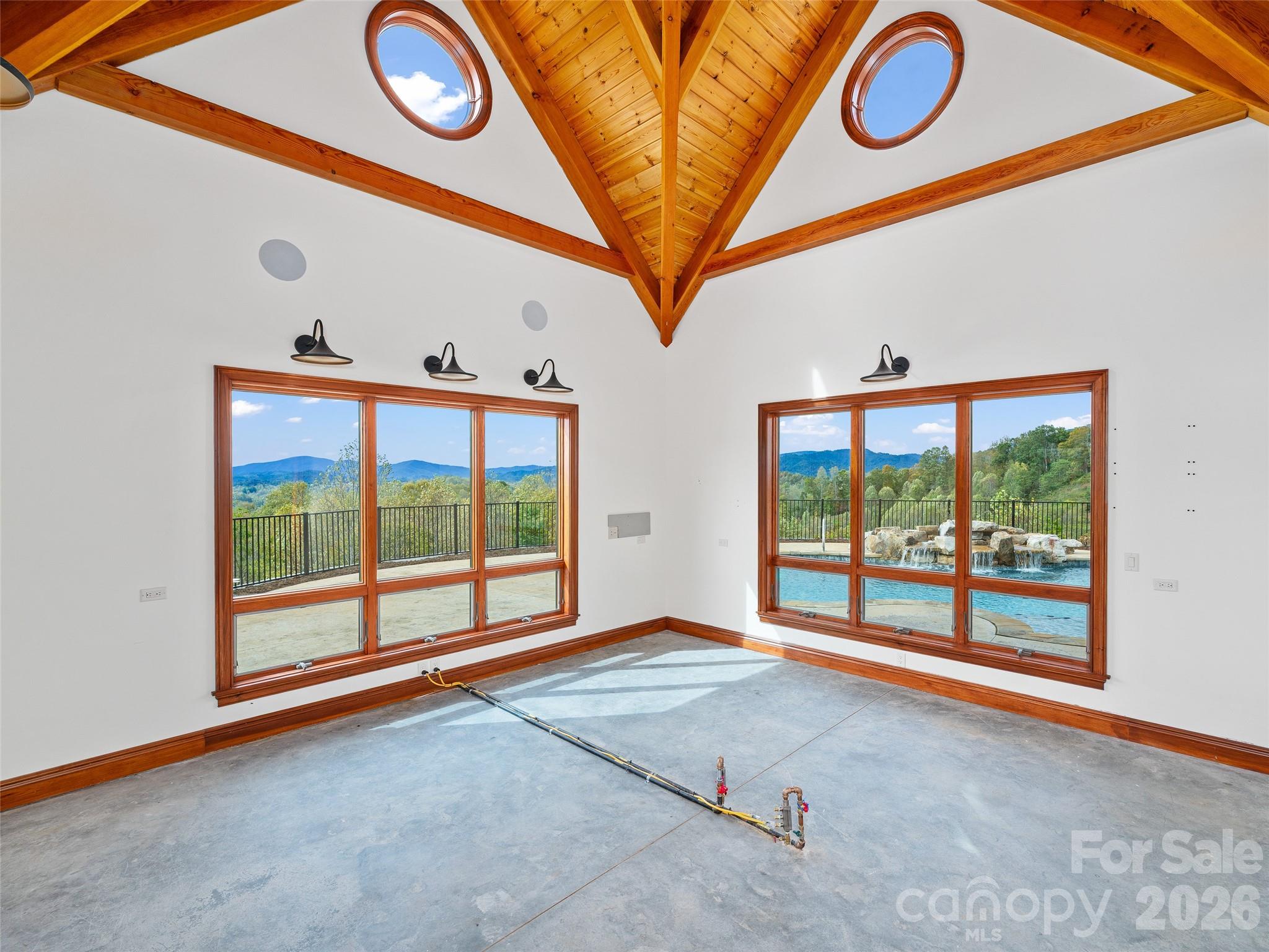 946 Ridge Road Green Mountain NC 28740