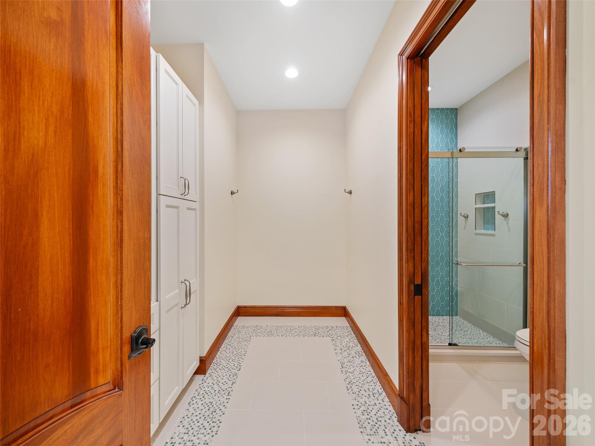 946 Ridge Road Green Mountain NC 28740