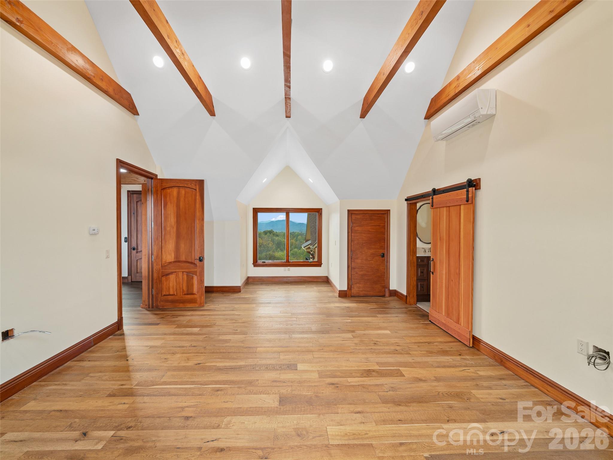 946 Ridge Road Green Mountain NC 28740