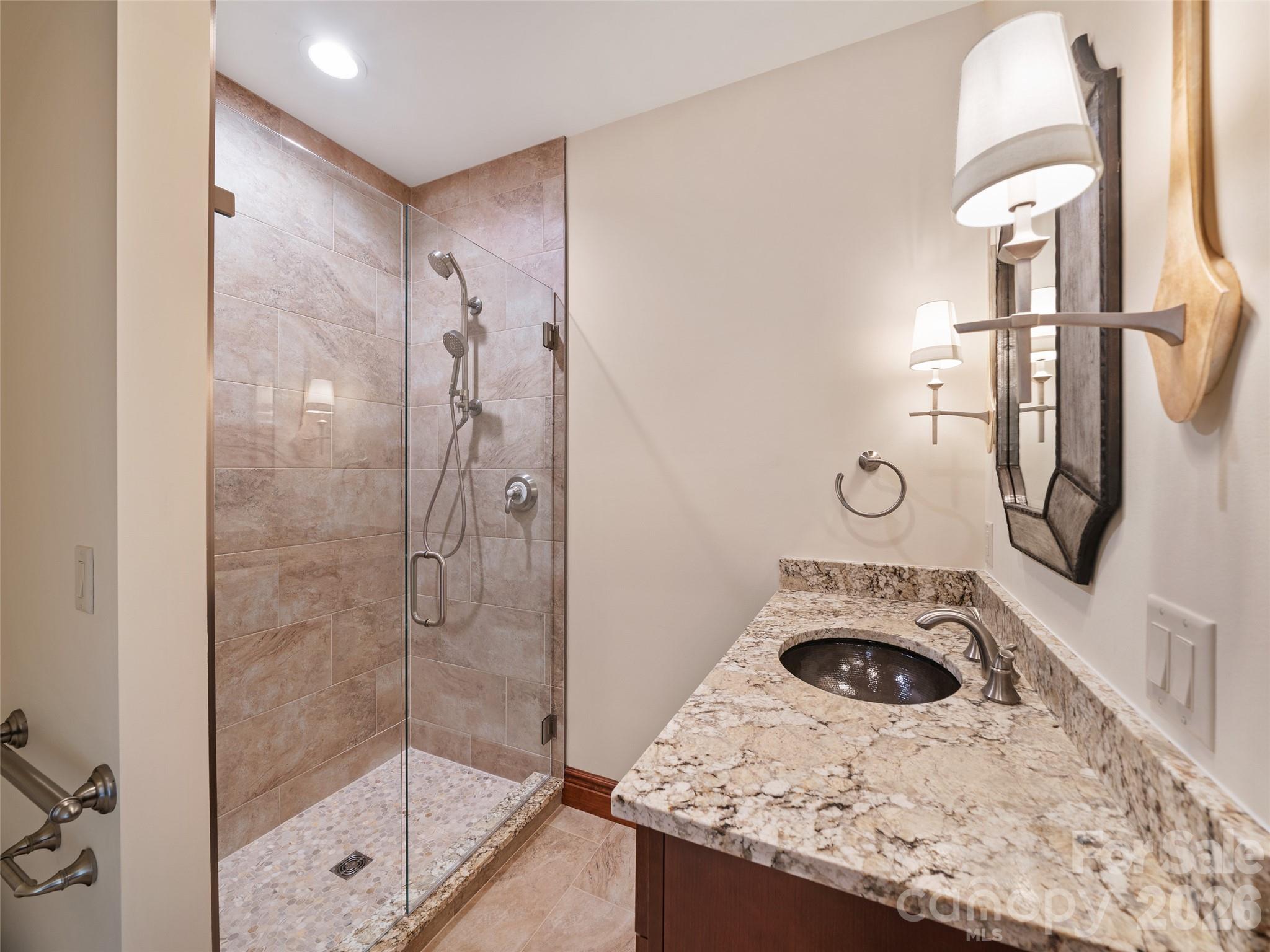 946 Ridge Road Green Mountain NC 28740