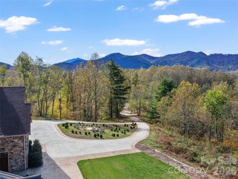 946 Ridge Road Green Mountain NC 28740