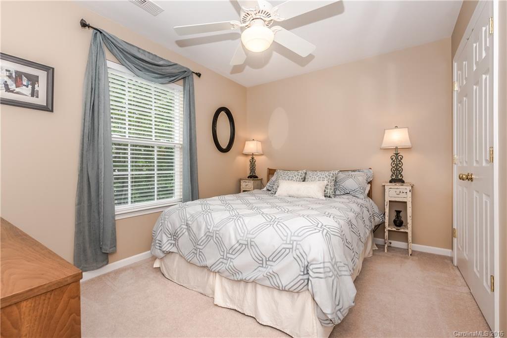 1016 Stonedown Lane Matthews NC 28104