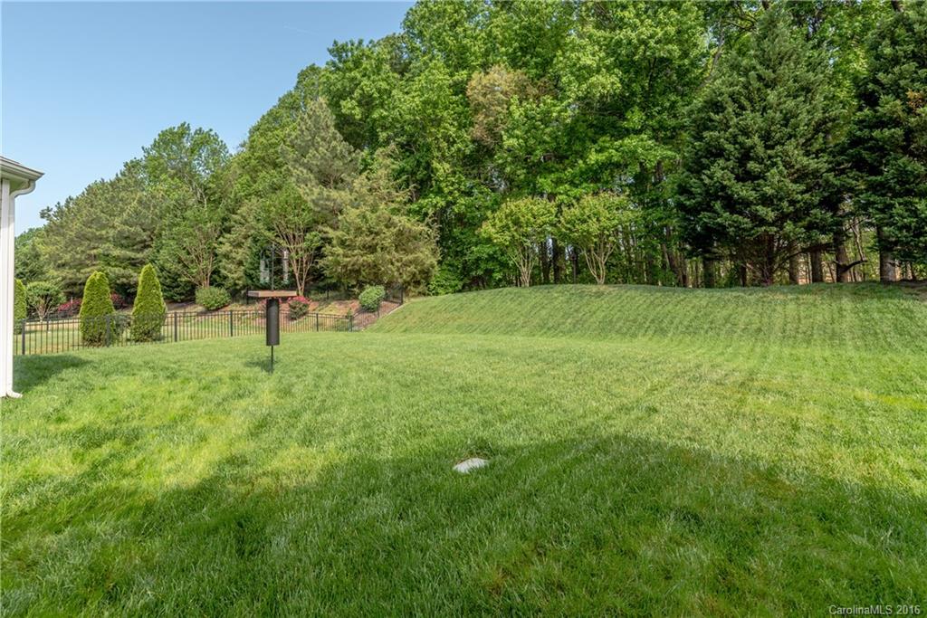 1016 Stonedown Lane Matthews NC 28104