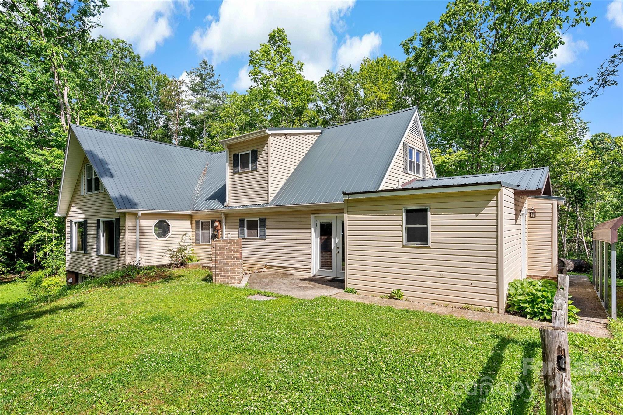 190 Lightning Ridge Marion NC 28752