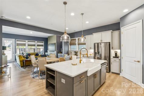 17134 Sand Bank Road Charlotte NC 28278
