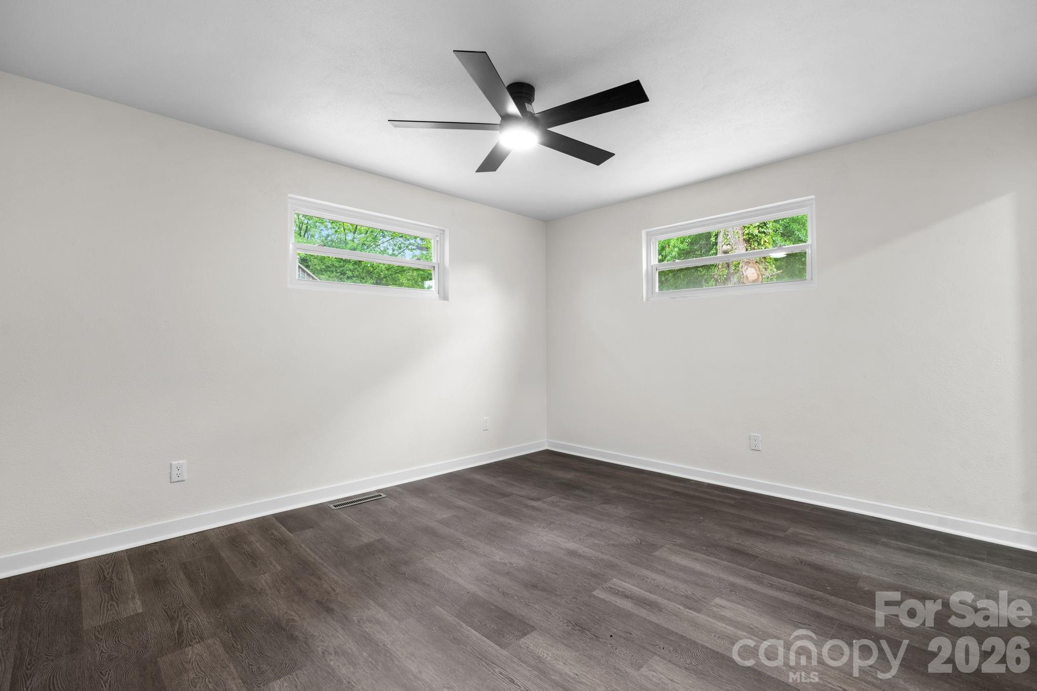 411 20th Avenue NE Hickory NC 28601