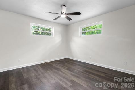411 20th Avenue NE Hickory NC 28601