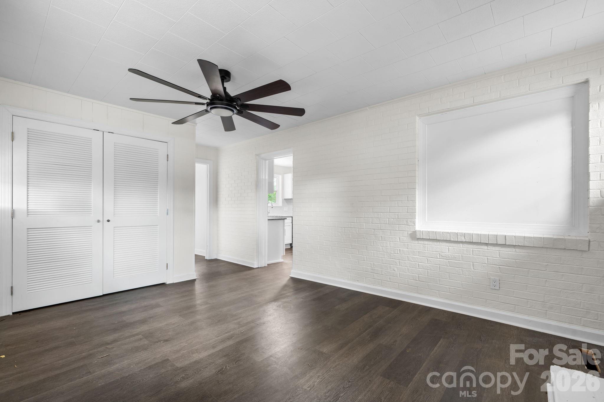411 20th Avenue NE Hickory NC 28601
