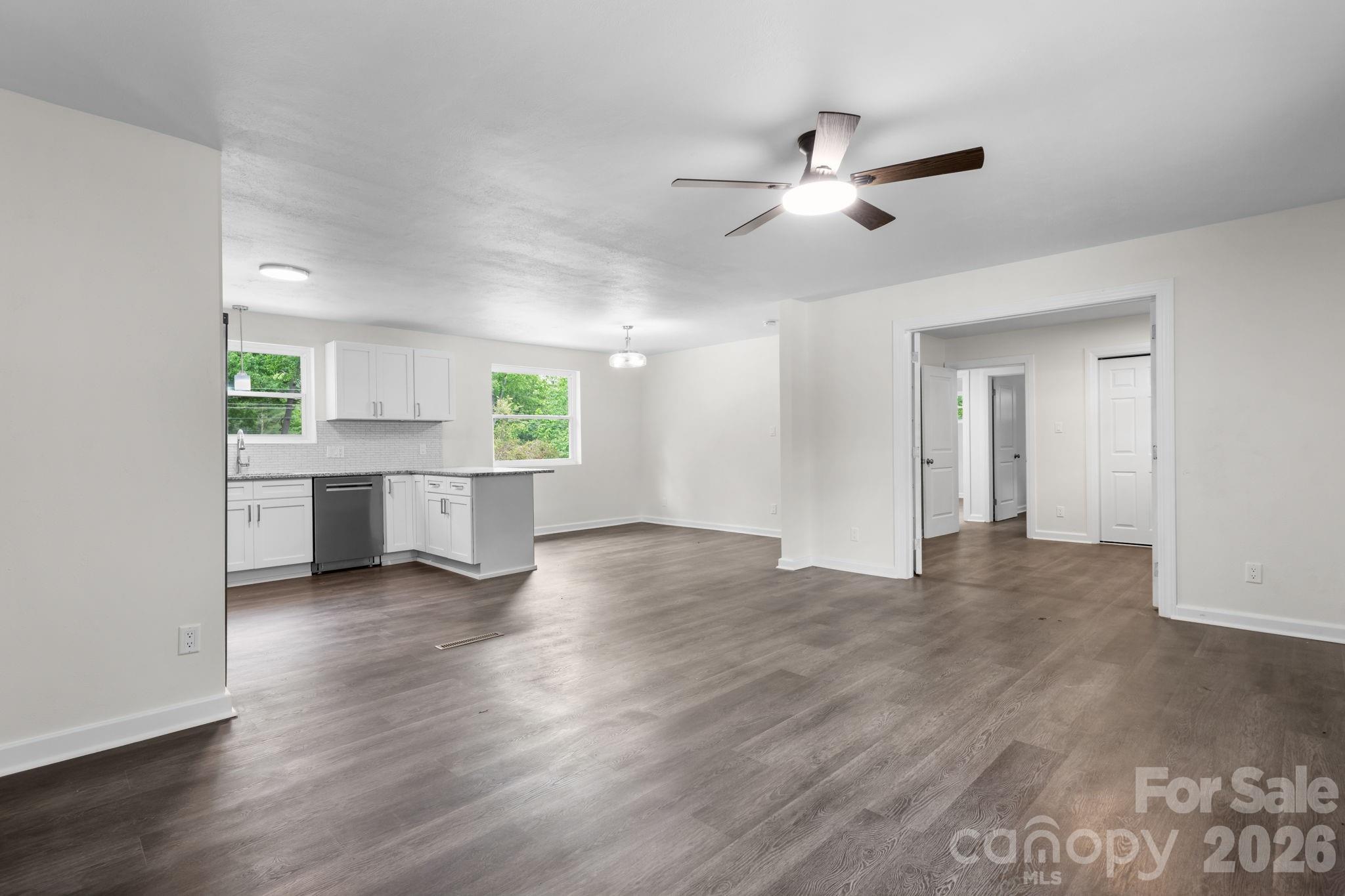 411 20th Avenue NE Hickory NC 28601