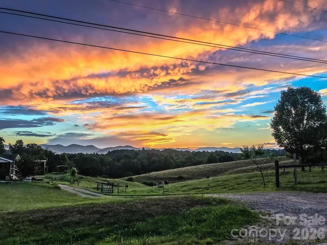 60 Dix Creek Chapel Road Asheville NC 28806