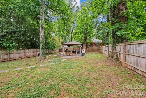3021 Dogwood Avenue Charlotte NC 28206