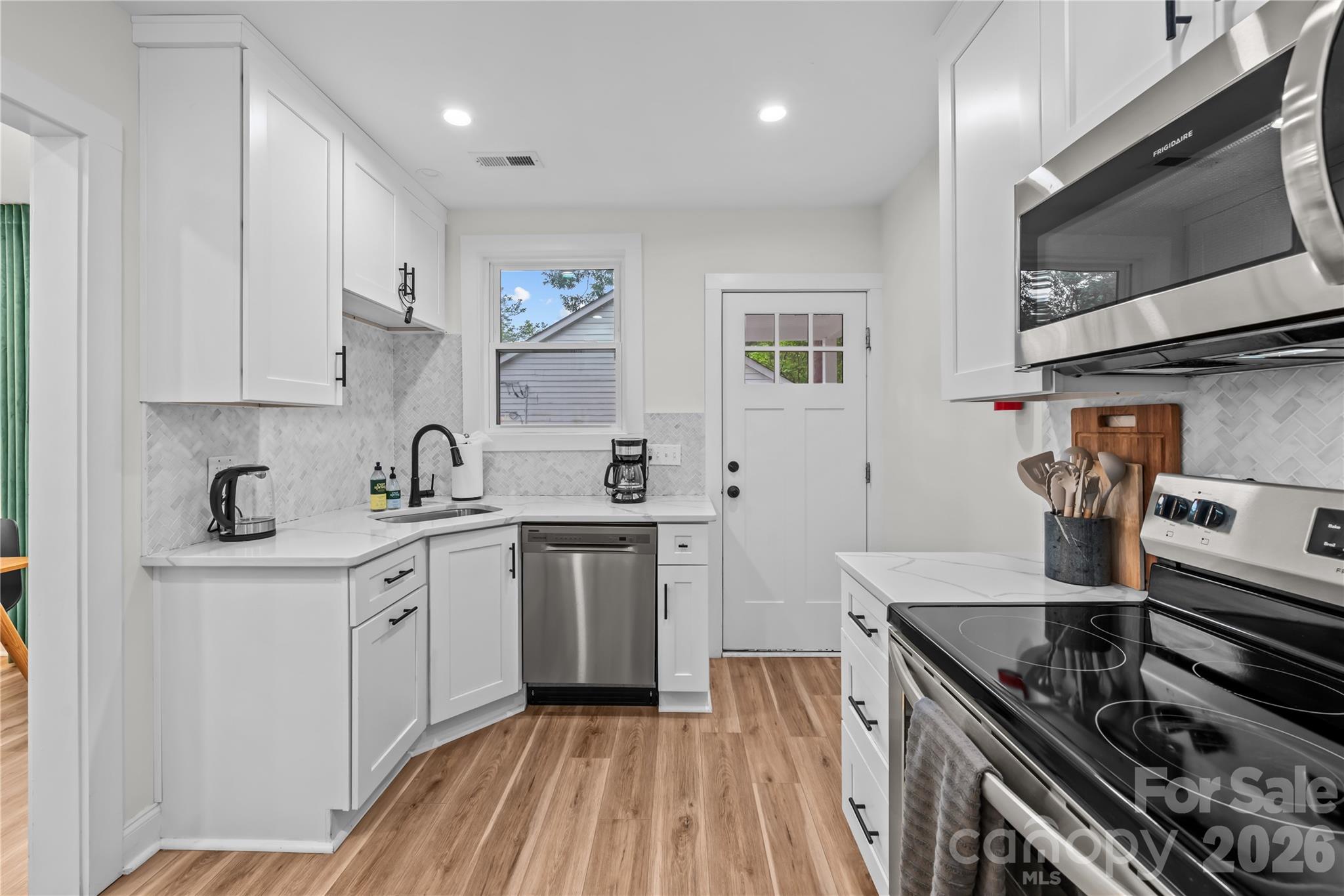 3021 Dogwood Avenue Charlotte NC 28206