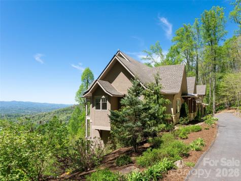 32 Timberwolf Court Asheville NC 28804