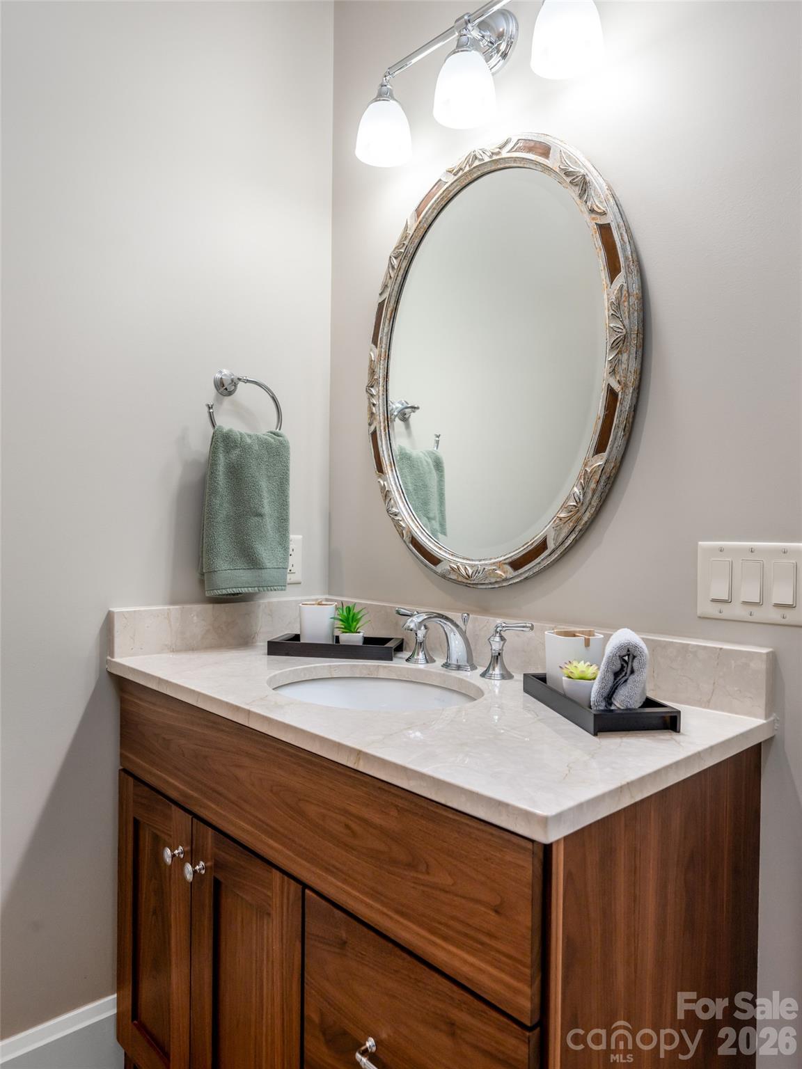 32 Timberwolf Court Asheville NC 28804