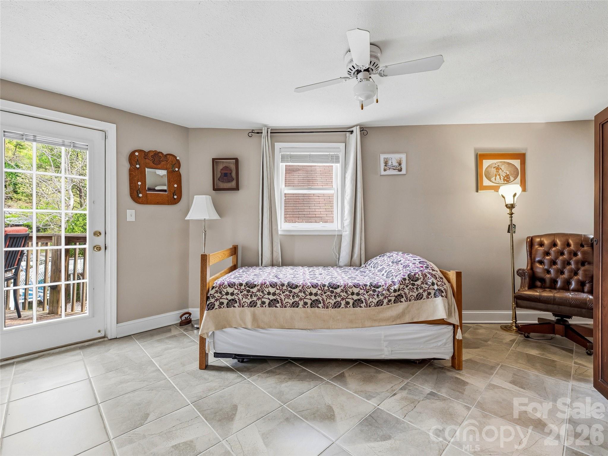 102 Havnaers Point Lake Lure NC 28746