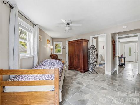 102 Havnaers Point Lake Lure NC 28746