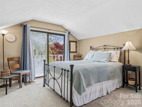 102 Havnaers Point Lake Lure NC 28746