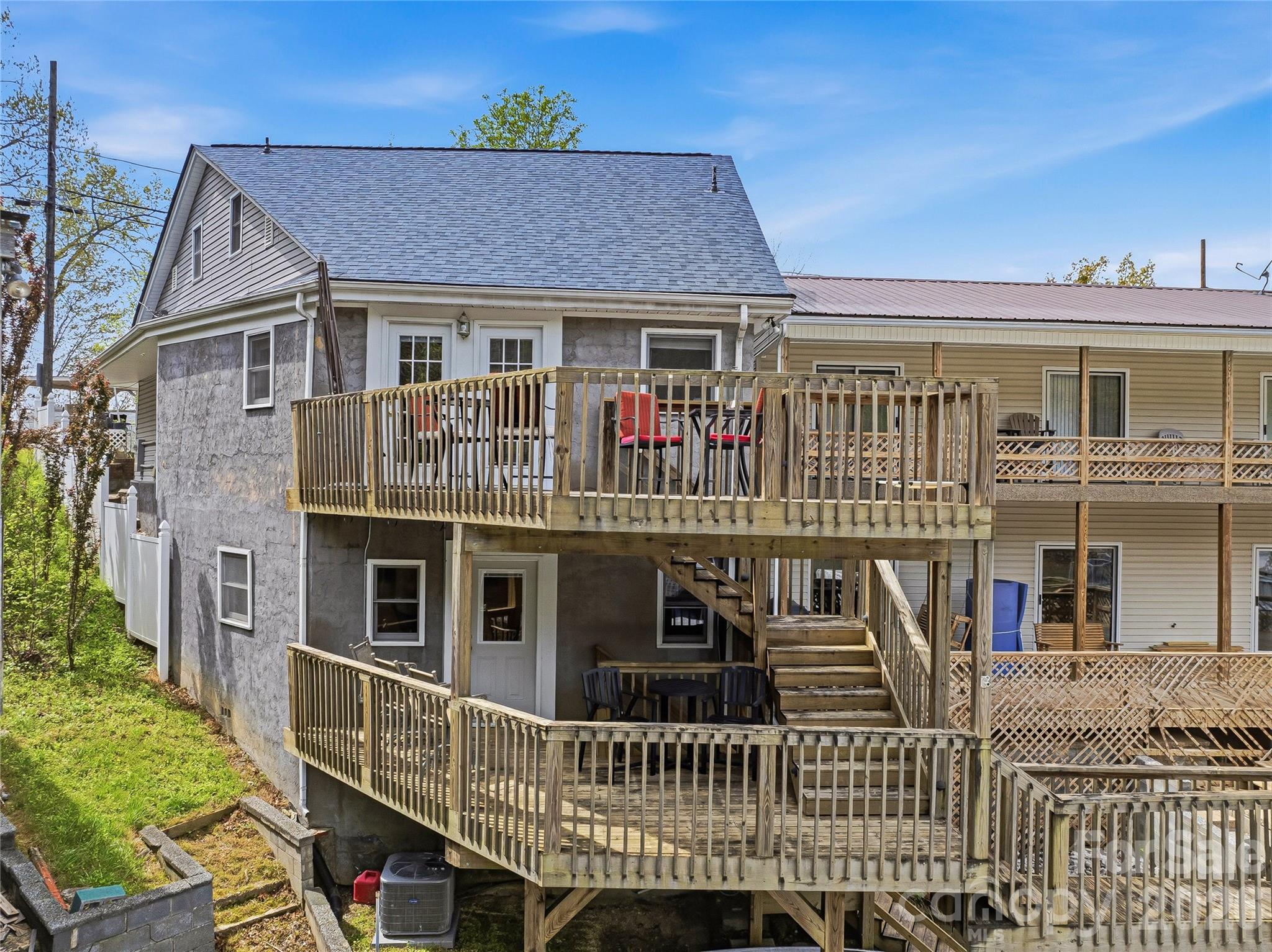 102 Havnaers Point Lake Lure NC 28746
